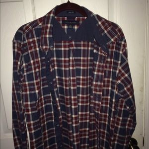 Tommy Hilfiger collared shirt